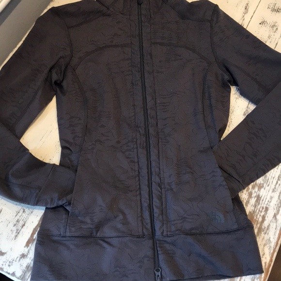 The North Face Jackets & Blazers - North Face Zip Up fitted jacket